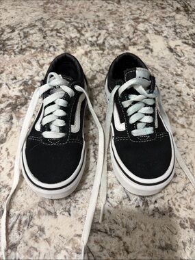 Vans Kids Black and White Old Skool Sneakers